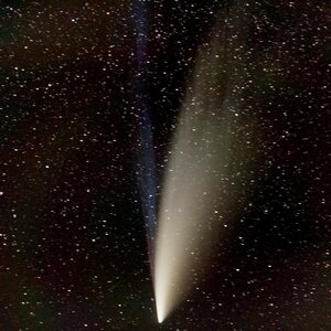 La comète C/2020 F3 (NEOWISE) le 13 juillet 2020