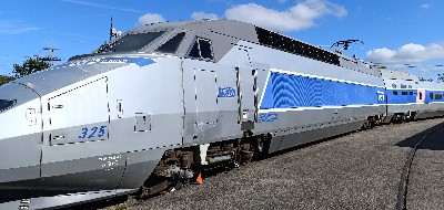 cliquez ici pour voir l'image (TGV-record1990.jpg)