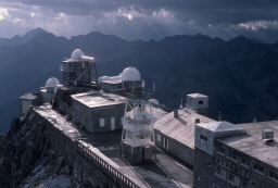 Permet de se rendre sur une image en cliquant